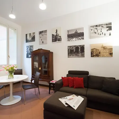 Phi Apartment