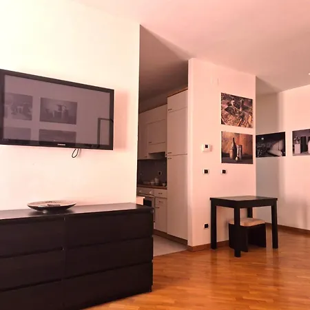 Phi Apartment
