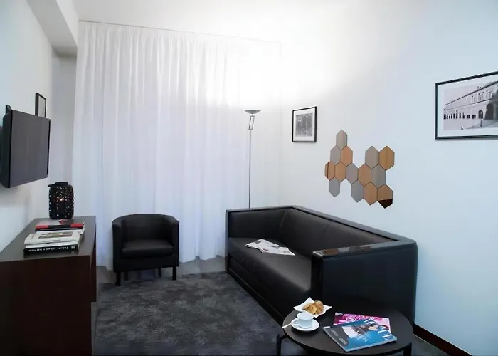 Phi Apartment